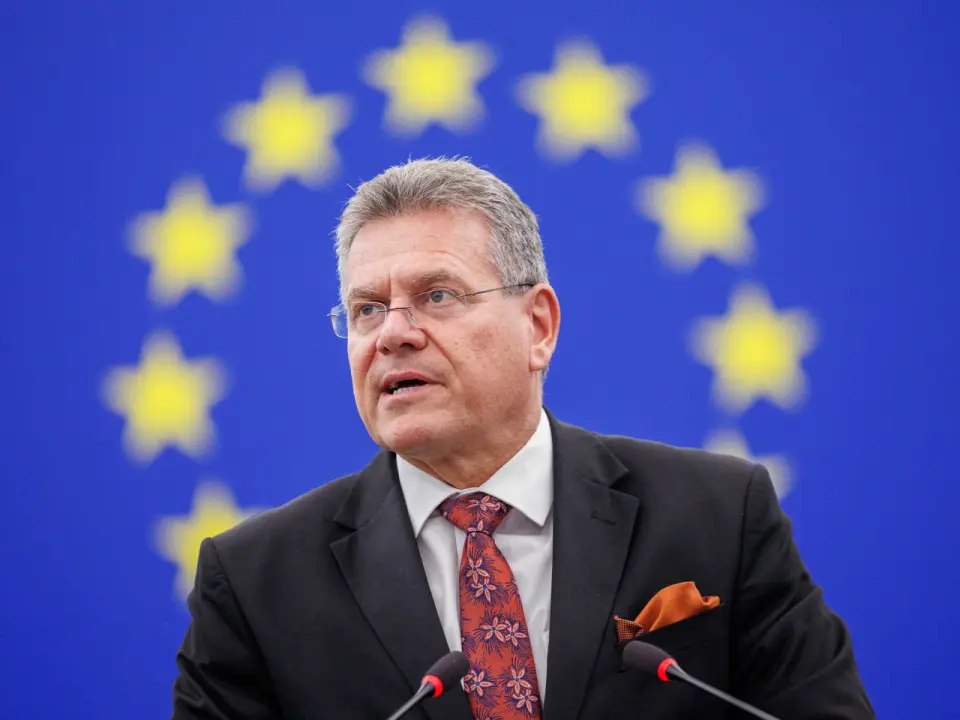 EU-China Trade Talks Kick Off in Beijing as Brussels Prepares Rapid Response Tools
