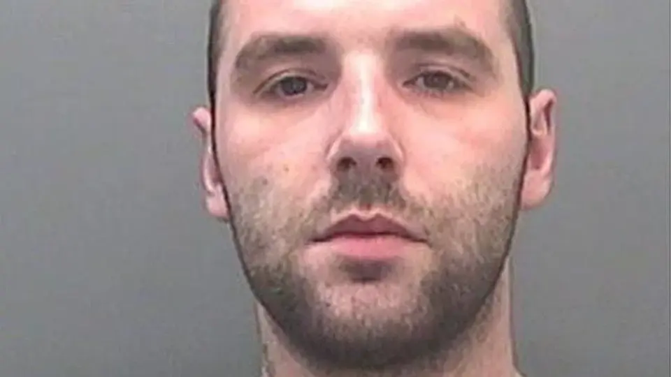 Killer’s prison cash scheme: relatives moved tens of thousands behind bars