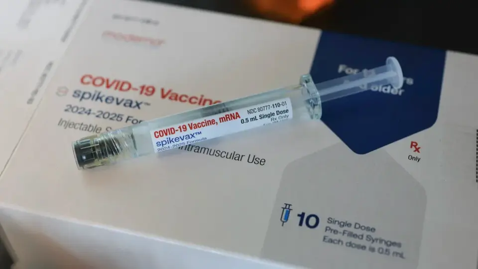 FDA Panel Backs Updated COVID Vaccines for Next Season