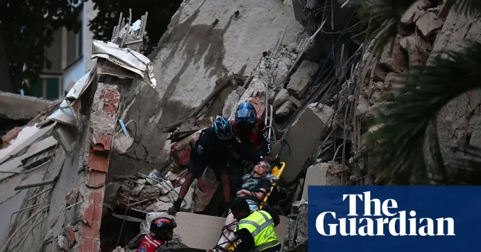 Caracas rocked by back-to-back megaquakes as buildings crumble