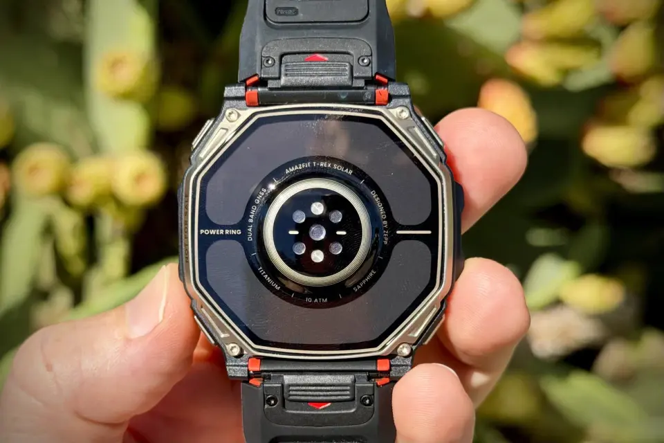 Amazfit T-Rex Dual Solar: A Bold but Flawed Attempt to Merge AMOLED and Solar Power