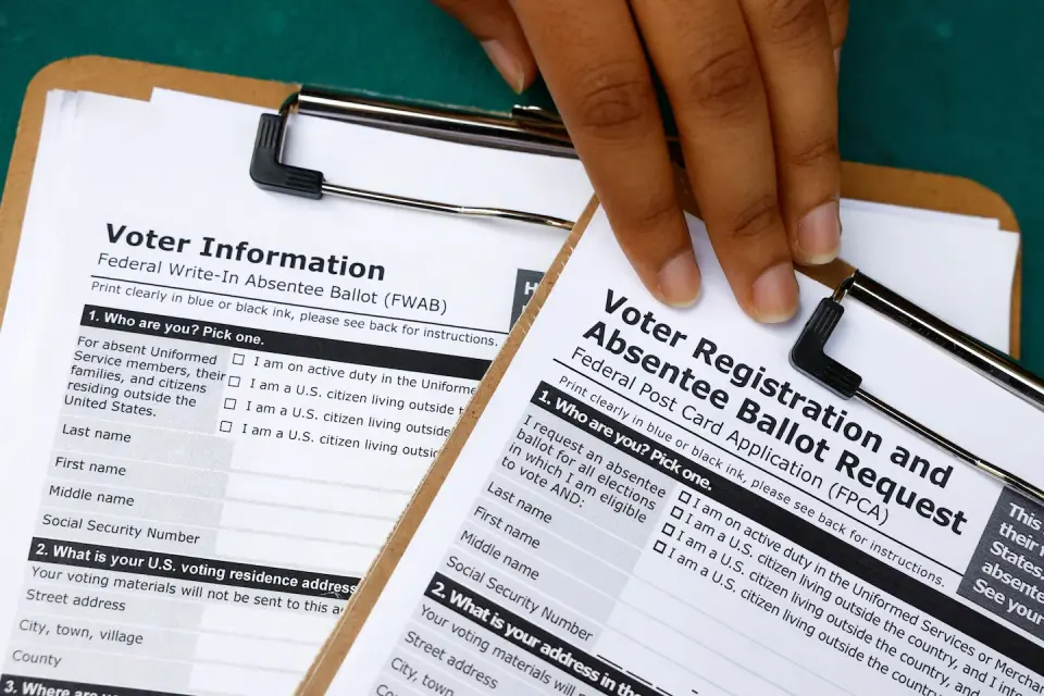 Democrats Challenge Pentagon’s Emergency Changes to Overseas Voter Forms