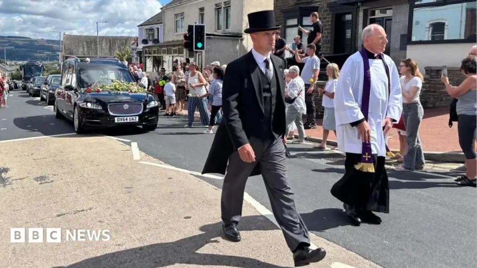 Welsh Icon Bonnie Tyler Laid to Rest in Hometown After Public Farewell