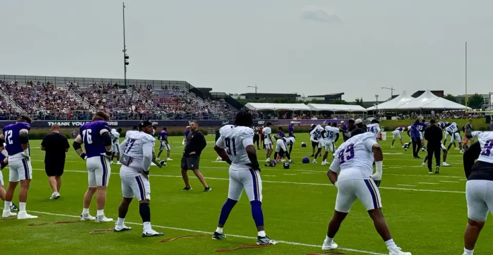 McCarthy Edges Murray as Vikings Camp Tests New Run-Game Wrinkles