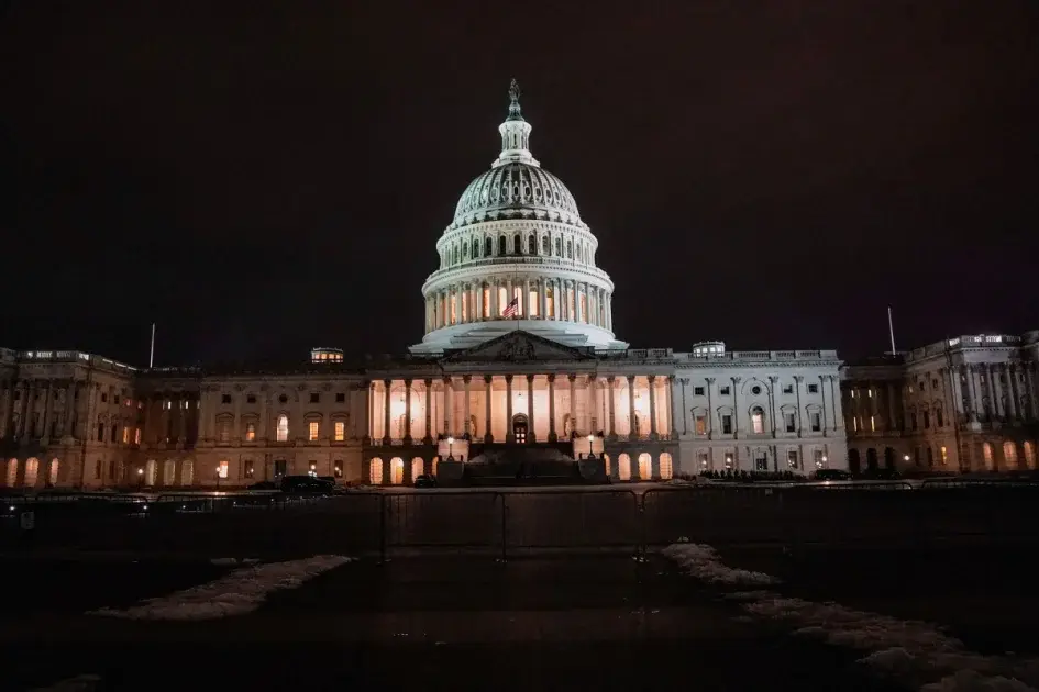 Texas 2026 Midterms: Latino Vote Shifts Challenge GOP Redistricting in Six Key House Races