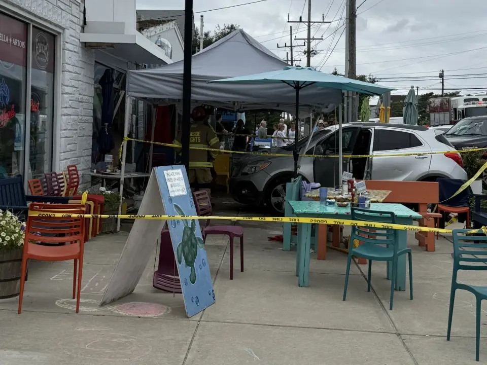 93-year-old driver plows SUV into Lavallette restaurant, killing one and injuring seven