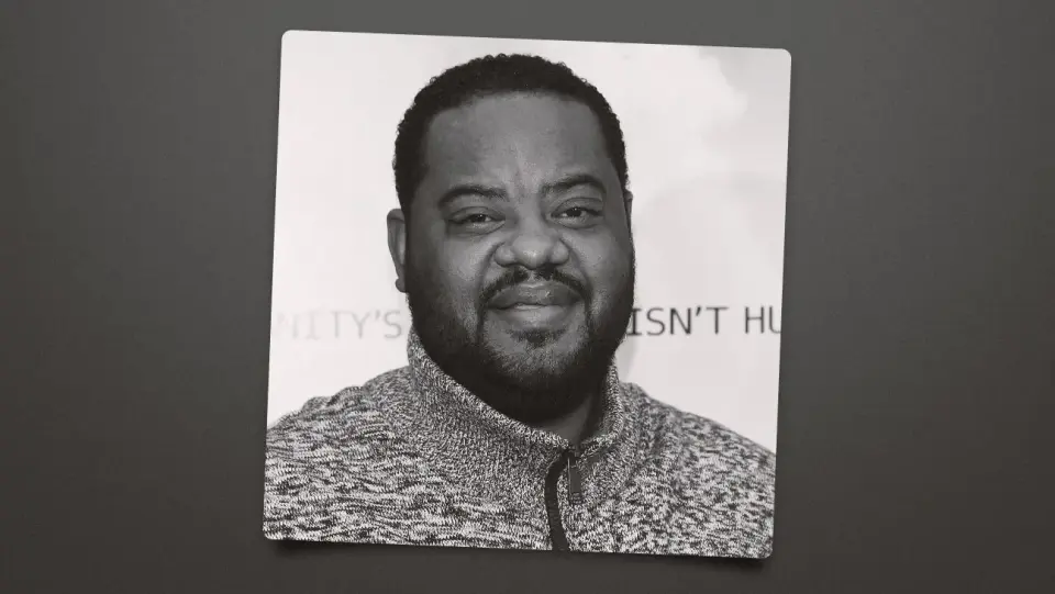 Grizz Chapman, 7-Foot '30 Rock' Guard, Dies at 52