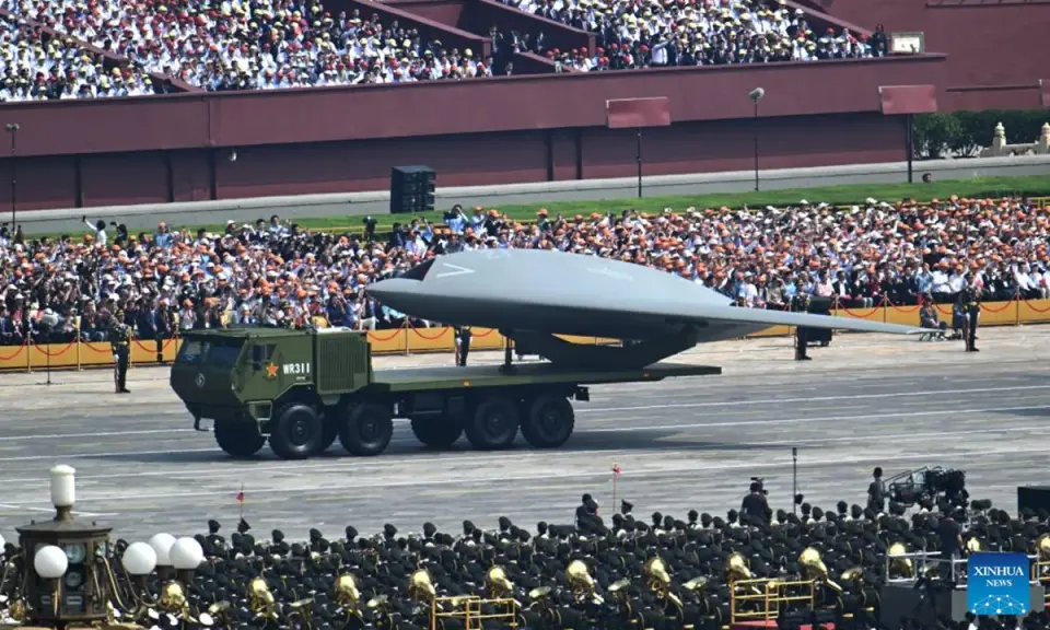 China Confirms First Catapult Launch of GJ-21 Stealth Drone from Type 076 Amphibious Ship