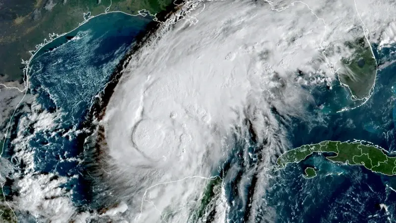 Hurricane Isaias makes landfall near Destin as Category 2, triggering widespread evacuations and infrastructure shutdowns