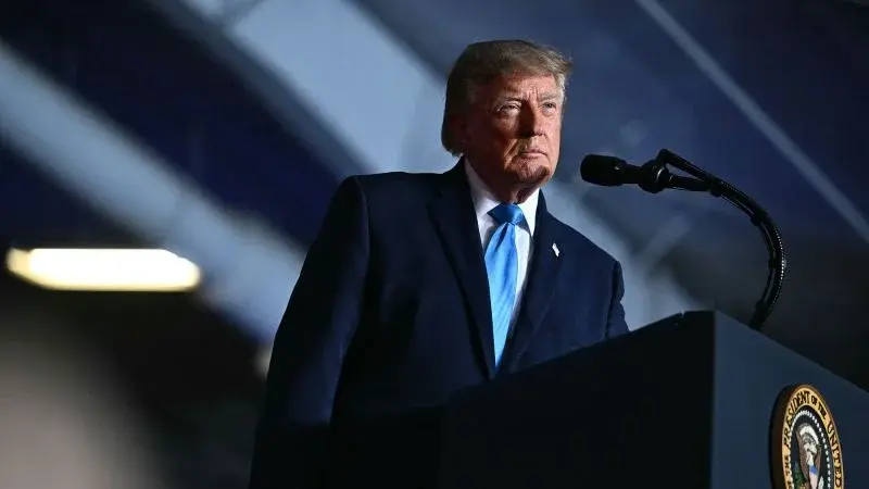 Trump’s Midterm Panic: Polls, Supreme Court Fears, and Red State Cracks
