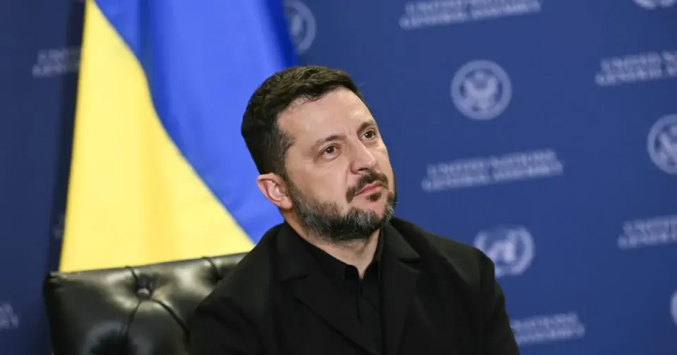 Zelenskyy counters Le Pen’s aid pledge by highlighting France’s military gains
