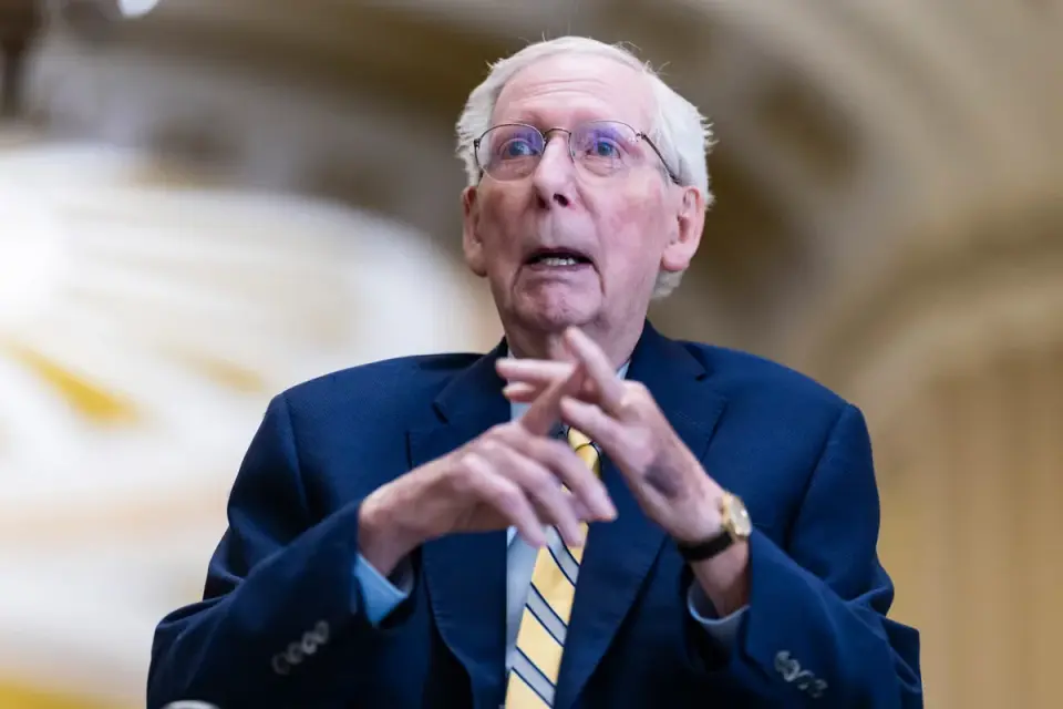 McConnell returns to Senate after 92-day absence, drawing online backlash over lack of transparency