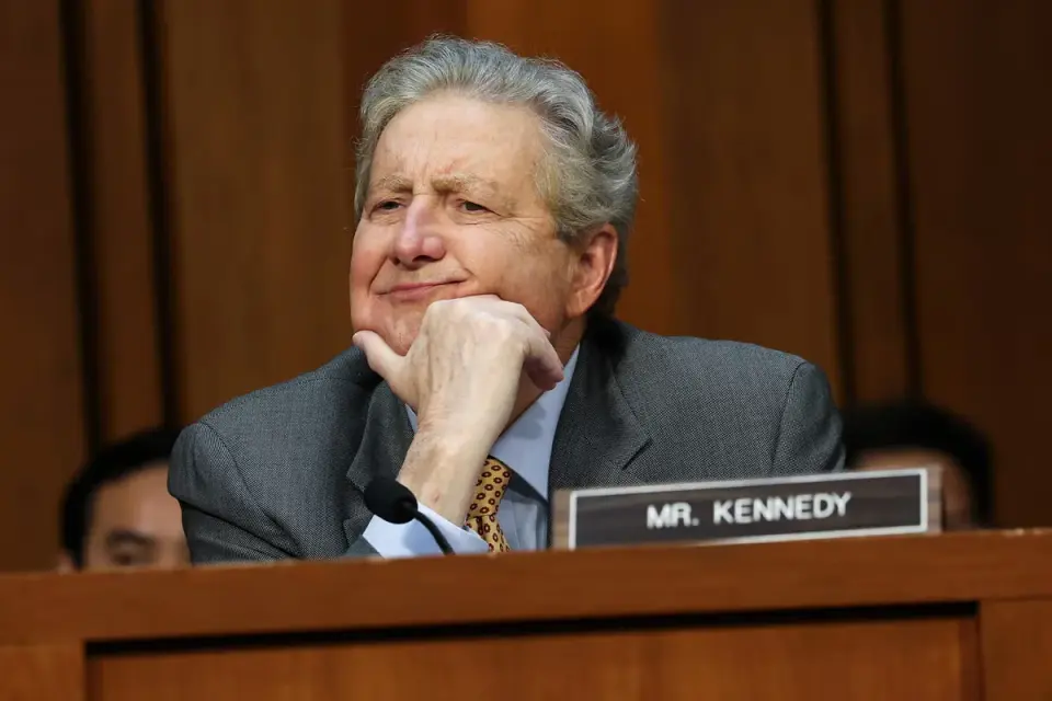 Senate faces Democratic revolt over college sports bill