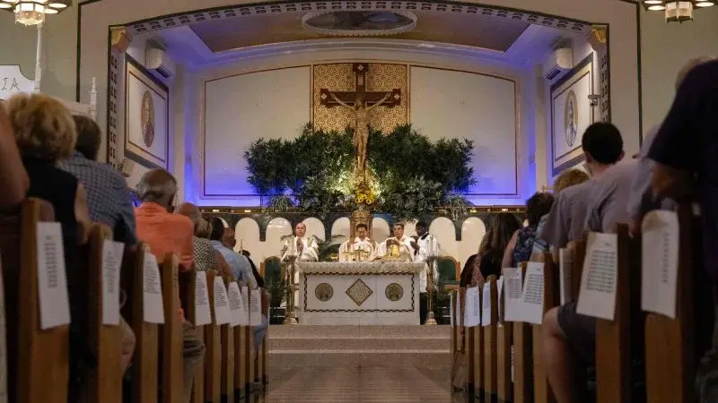 Catholic Trump Backers Split Over President-Pope Rift