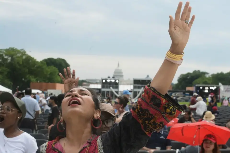 DC hosts mass prayer rally marking America's 250th anniversary