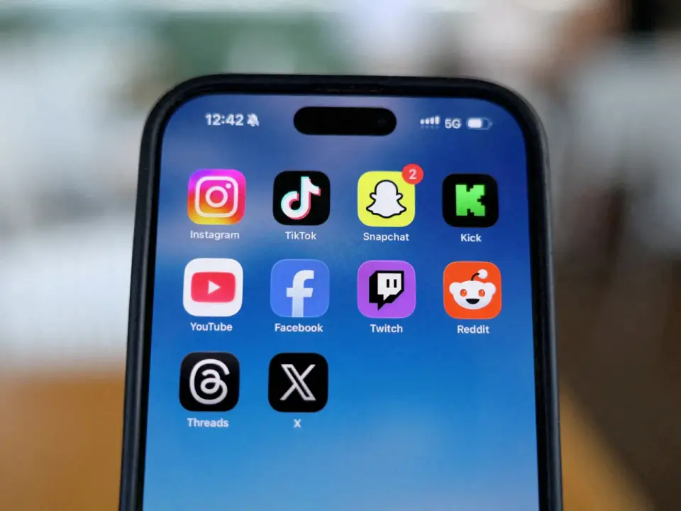 Australia tightens Big Tech crackdown as under-16 social media ban evasion rises