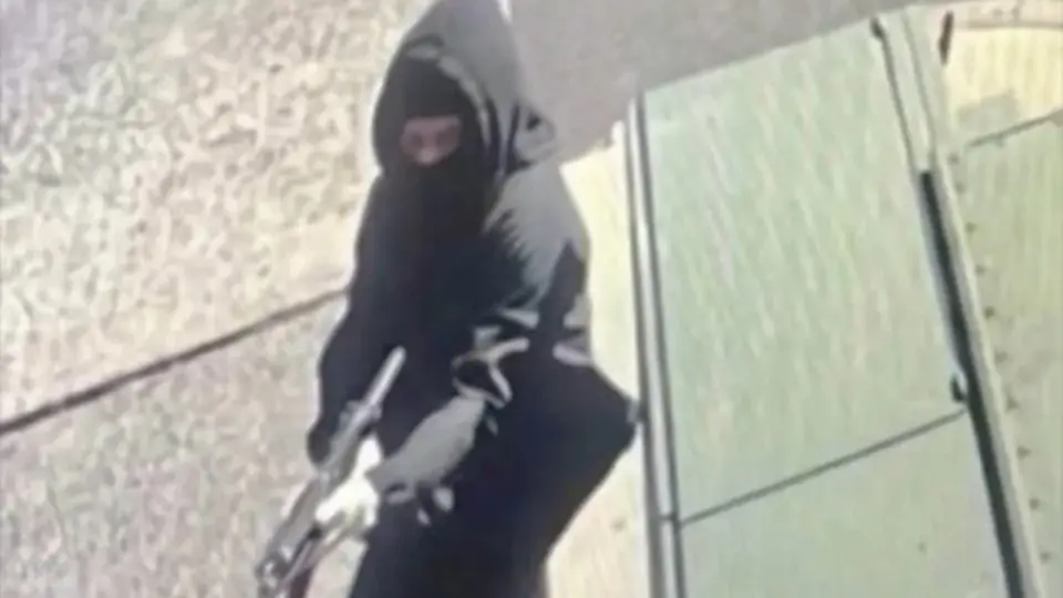 Brinks Heist in Philadelphia Tacony Nets $1.8M, Suspects Sought