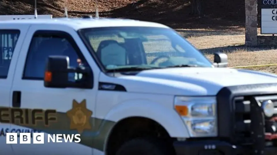Three killed in midair helicopter collision near McMinnville, Oregon