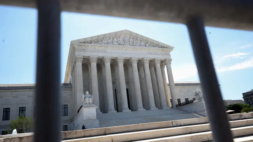 Supreme Court Clears Alabama's Contested Map, Boosting GOP Seat Prospects