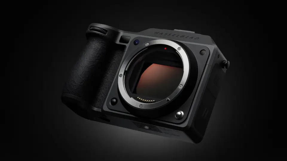 Hasselblad X2D II 100C wins TIPA World Award for Best Medium-Format Camera