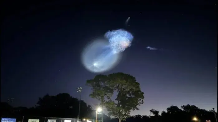SpaceX CRS-35 Launch Creates 'Space Jellyfish' Phenomenon Over Florida and Virginia