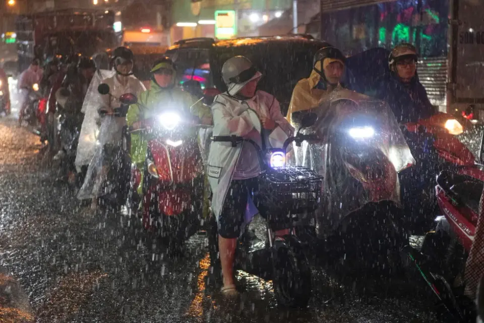 Hanoi Adapts to Rising Flood Risks as Climate Change Intensifies