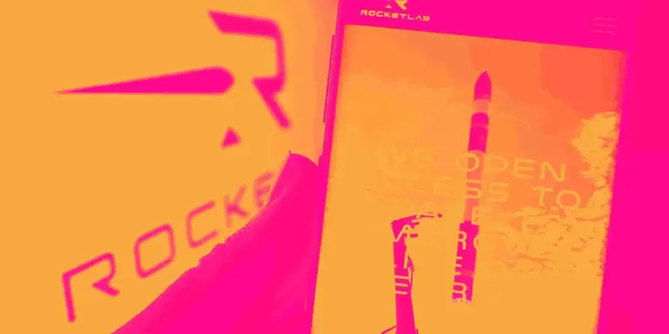 Rocket Lab tops Q2 revenue, lifts Q3 outlook amid ongoing losses