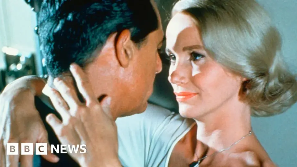 Eva Marie Saint, the 'Hitchcock Blonde' and Oscar-winning veteran, dies at 102