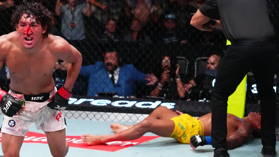Barcelos Stable After Alarming Fifth-Round Knockout at UFC Vegas 121