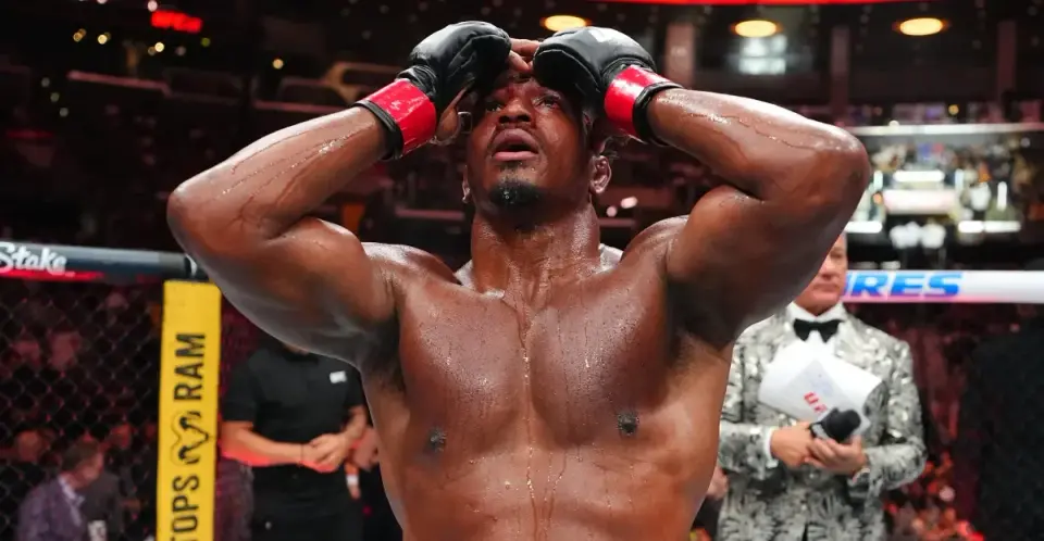Gruesome UFC thumb injury mars Menifield's UFC 331 win