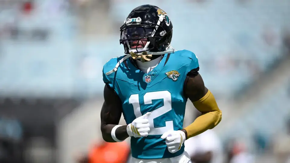 Jaguars to Increase Travis Hunter's Offensive Role After Week 2 Loss