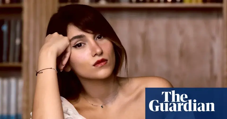 Iranian Singer Faces 74-Lash Punishment Over Hijab-Free Livestream