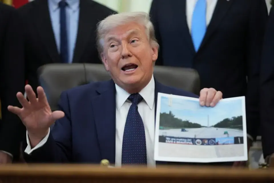 Trump Announces Coating for Lincoln Memorial Reflecting Pool