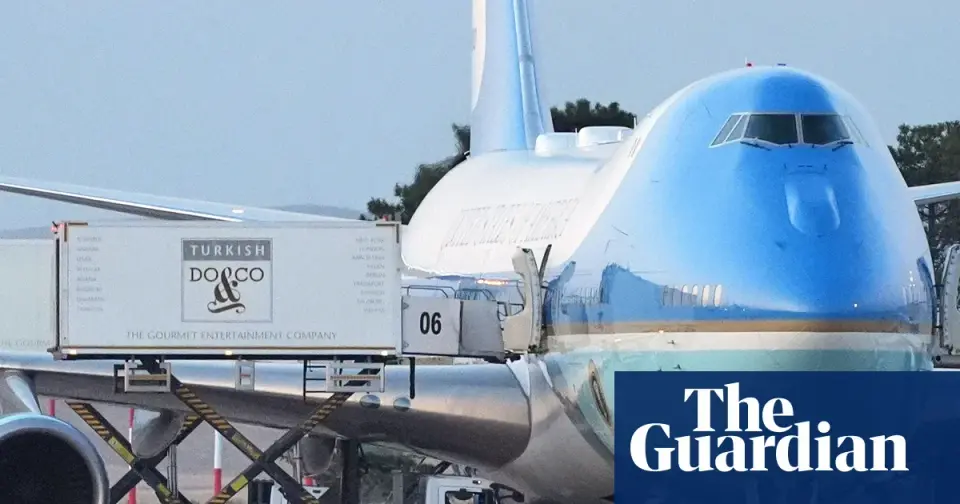 Secret flight swap raises questions about Trump’s safety measures and media transparency