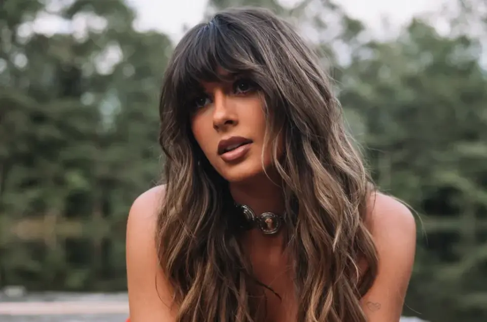 Ella Langley’s Choosin’ Texas Stays No. 1 on Hot 100 for 16th Week as Country Sprints Top 5