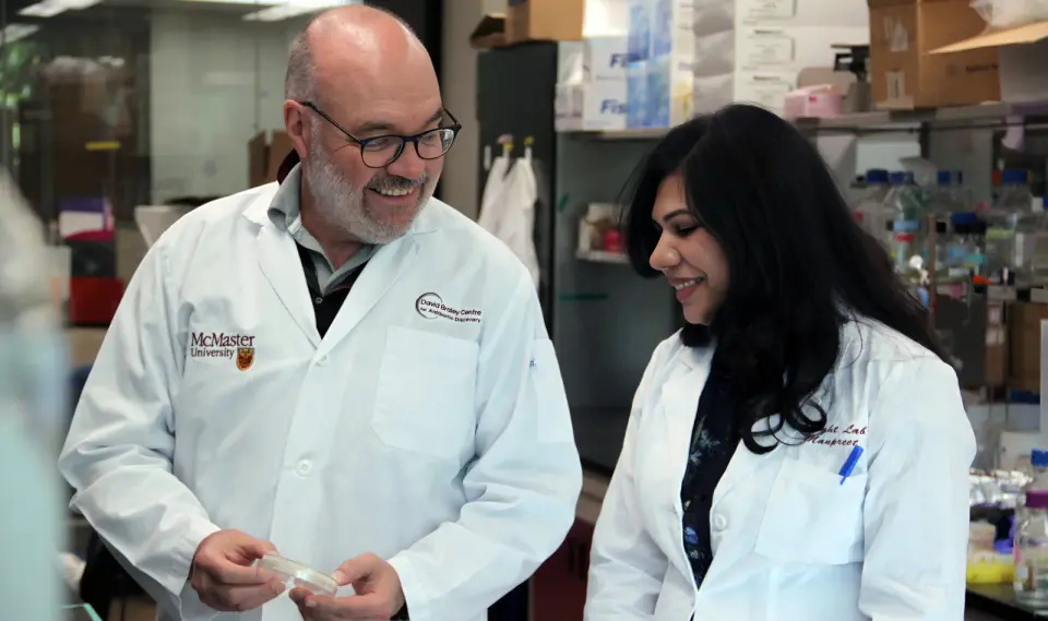 Manikomycin reveals a new weakness in drug-resistant bacteria by blocking ribosome exit