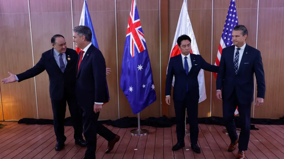 US, Japan Finalize Deal for Japanese AMRAAM Production Facility Amid Regional Tensions