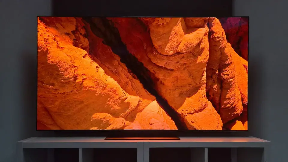 Dream OLED: LG's FLiPP panel could brighten and cheapen giant TVs