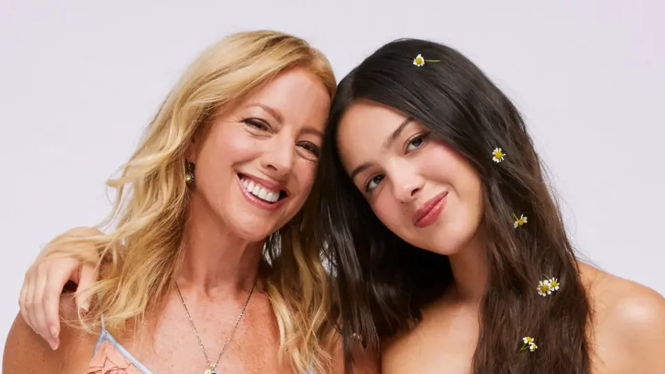 Rodrigo’s Daisy Chain Fields Raises $20M for Women’s Causes