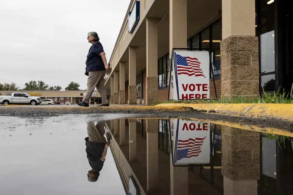 Kansas Senate Race: Polling Gaps and 'Dodger' Tactics Define Marshall's Re-election Fight
