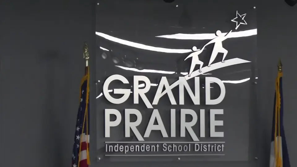 Grand Prairie ISD Halts 'Little Shop of Horrors' Over Gender-Casting Dispute