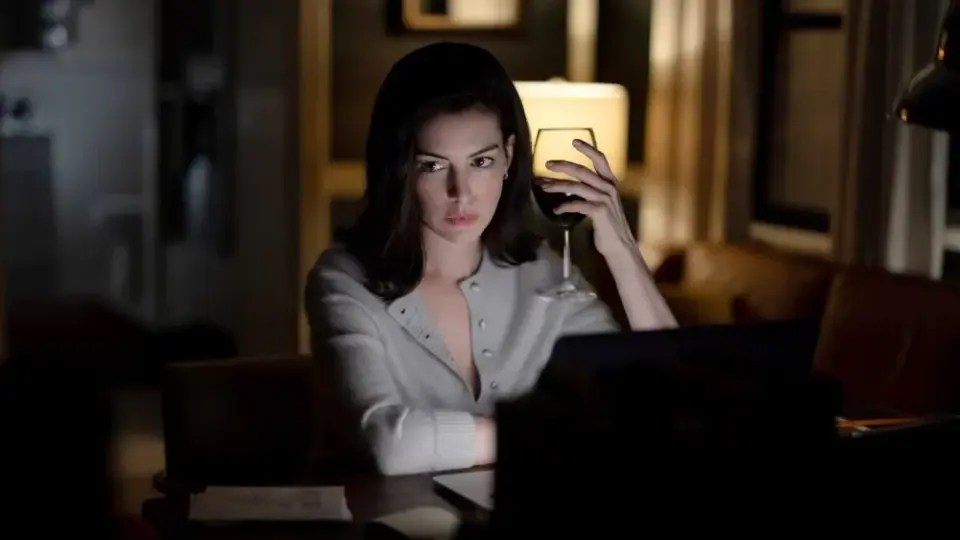 Hathaway's 'Verity' Set to Top Box Office as 'Digger' Fails