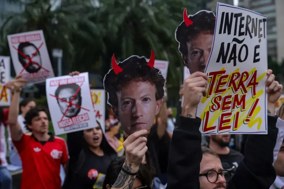 Brazilian Protesters Target Meta Offices as Court Demends Equal Treatment in Runoff