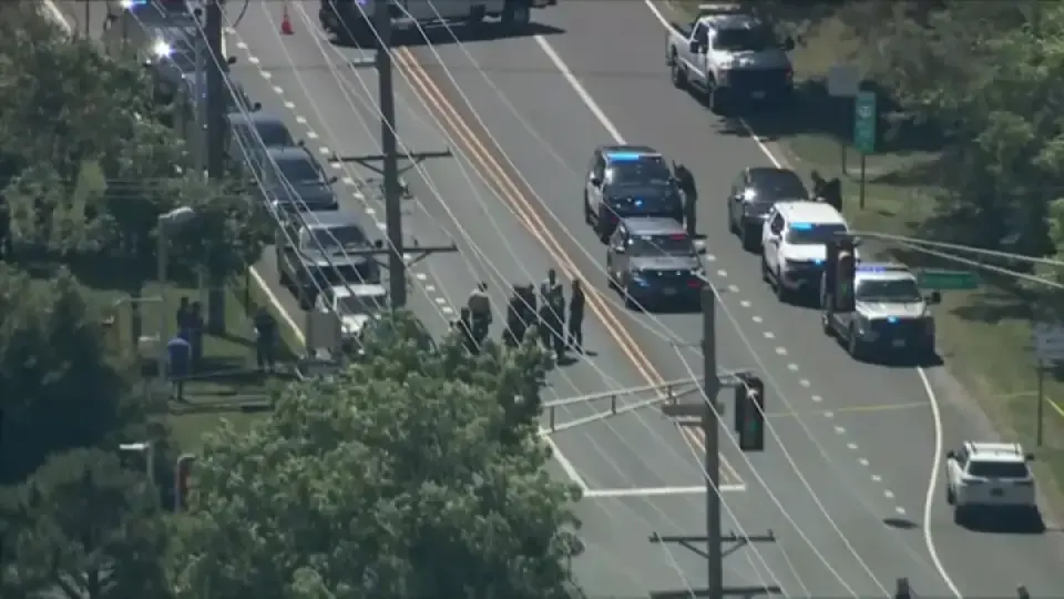 ICE officer fires at fleeing van during NJ arrest in Stafford Township