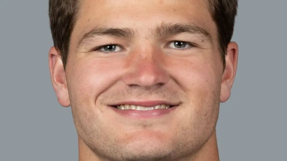 Maye's 'Shot' Confidence and Thin OL Depth Threaten Patriots' Week 4