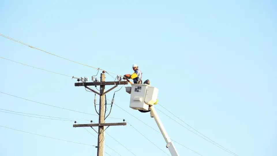 Private Equity Bets on Utilities as AI Strains the Grid