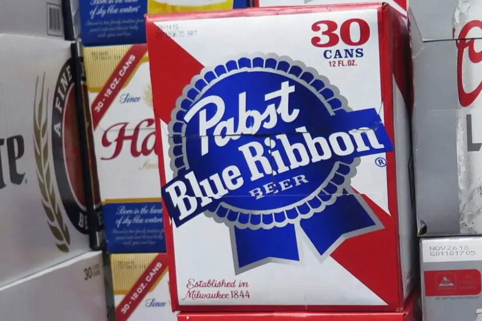 Police Probe Linked Cargo Thefts of Pabst Beer in Southern California