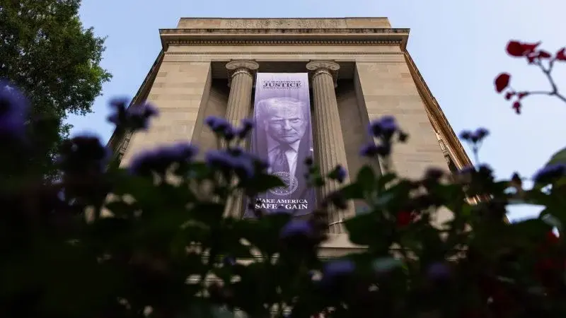 DOJ memo expands presidential privilege, posing hurdle for upcoming Congress probes