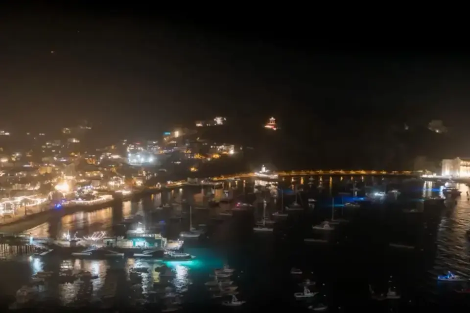 Medevac Helicopter Crashes Off Catalina Island, Leaving One Person Missing