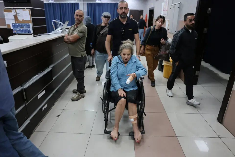 U.S. Lawmakers Demand Accountability After Settlers Beat Washington Post Photographer in West Bank